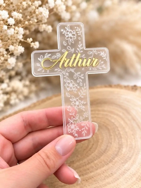 Croix en Plexi Personnalisée