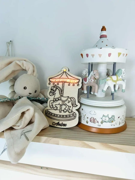 Boule de noël carrousel lumineux