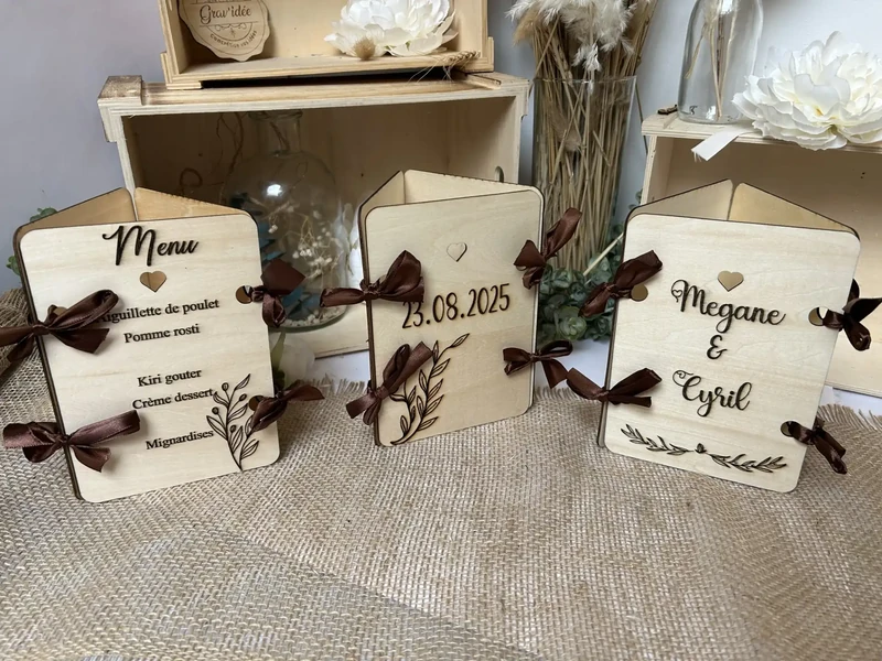 Menu en bois pour tables