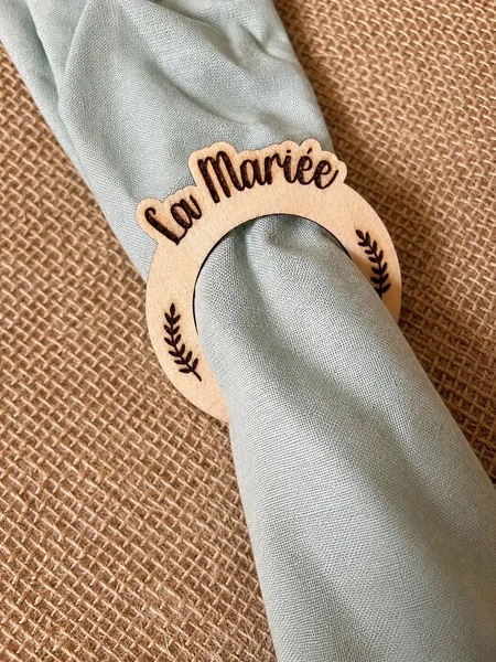 Rond de serviette en bois